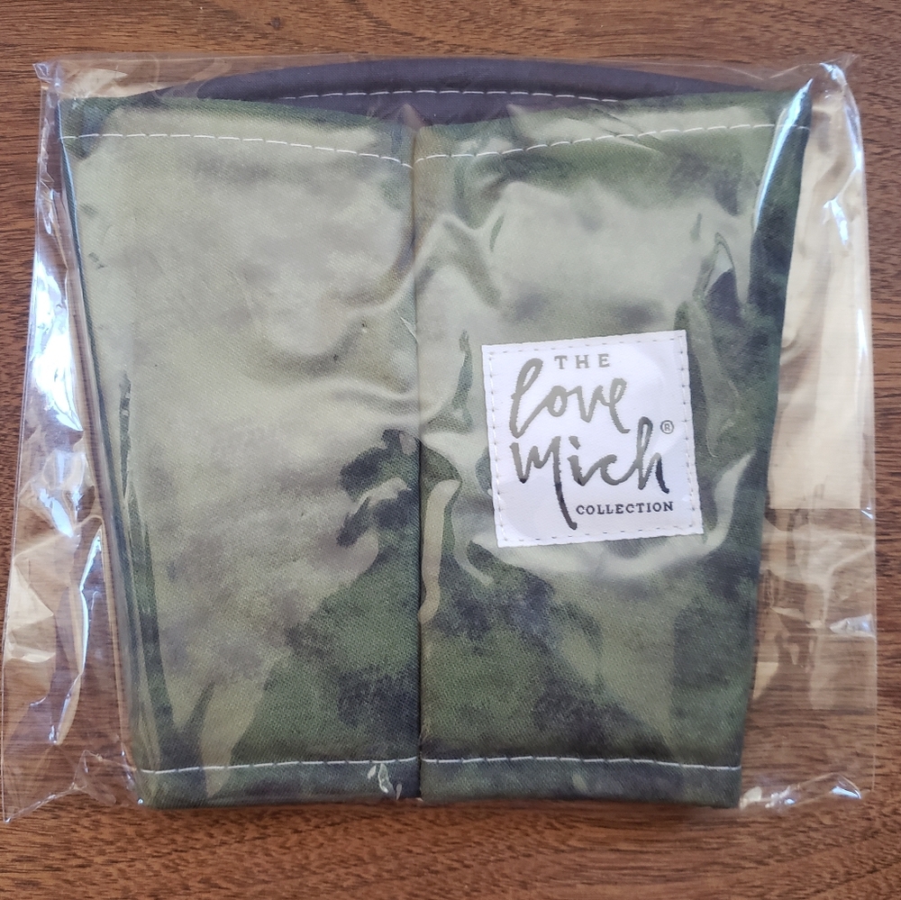 Brand new regular Love Mich Coffee cozy